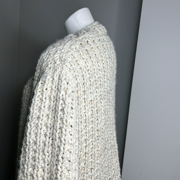 Hand Knit Bulky Oversized Cardigan Large - Picture 5 of 6